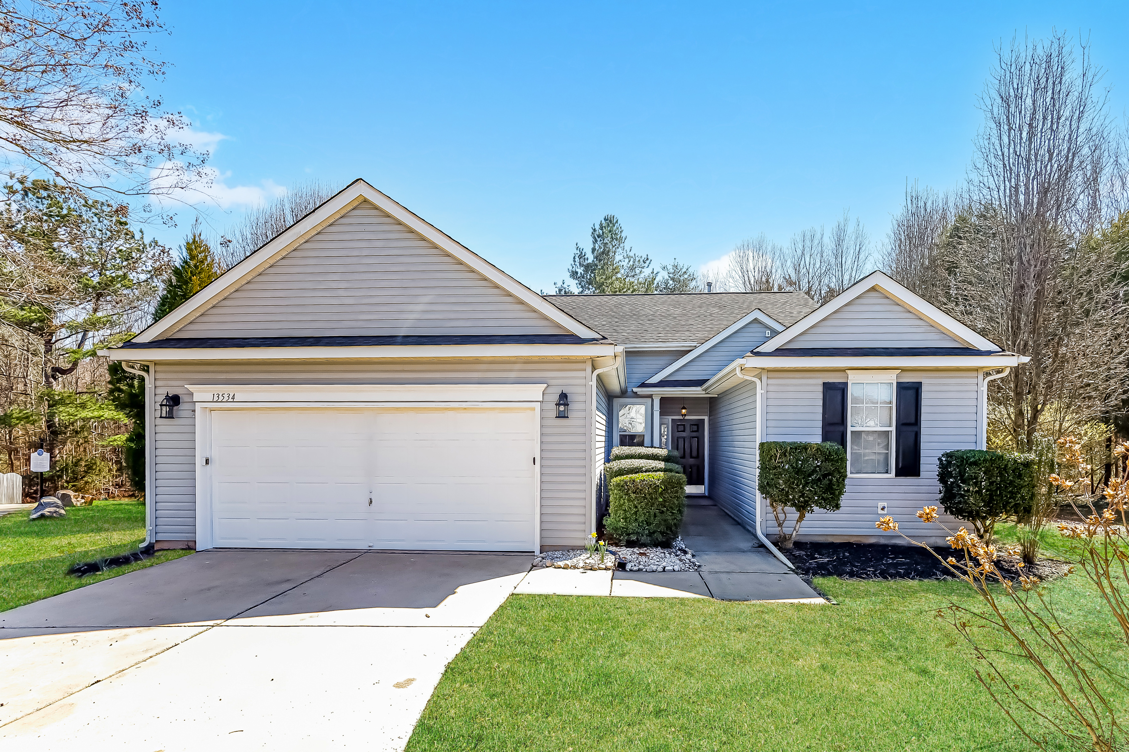 13534 QUIET STREAM CT CHARLOTTE, NC 28273